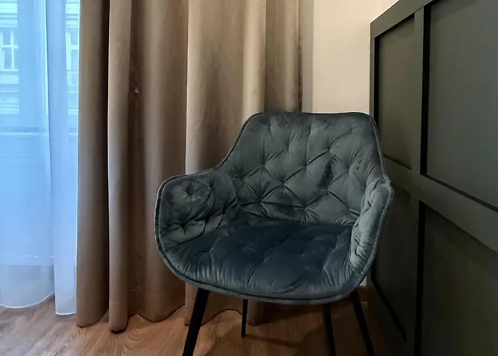 Luxury Kmochova *